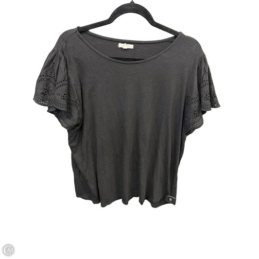 Top Short Sleeve By Maurices In Black, Size: Xl