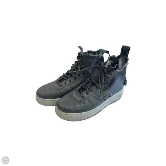Shoes Sneakers By Nike In Green, Size: 6