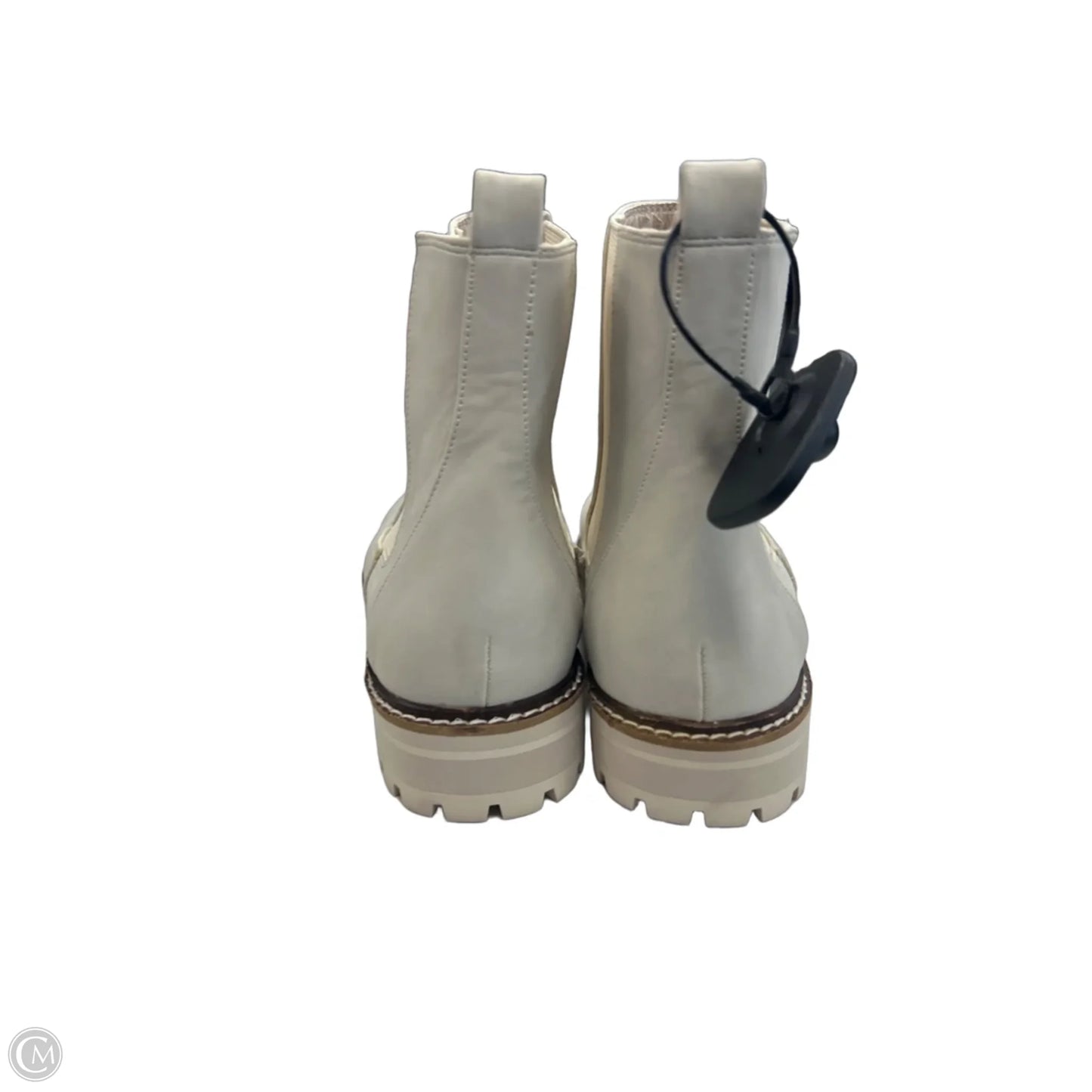 Boots Ankle Flats By Clothes Mentor In Cream, Size: 9
