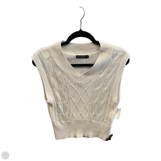 Vest Sweater By Moon And Madison In White, Size: S