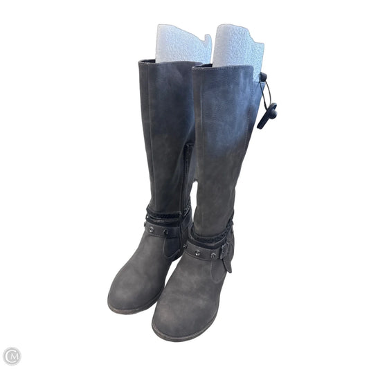 Boots Mid-calf Flats By Maurices In Grey, Size: 6.5
