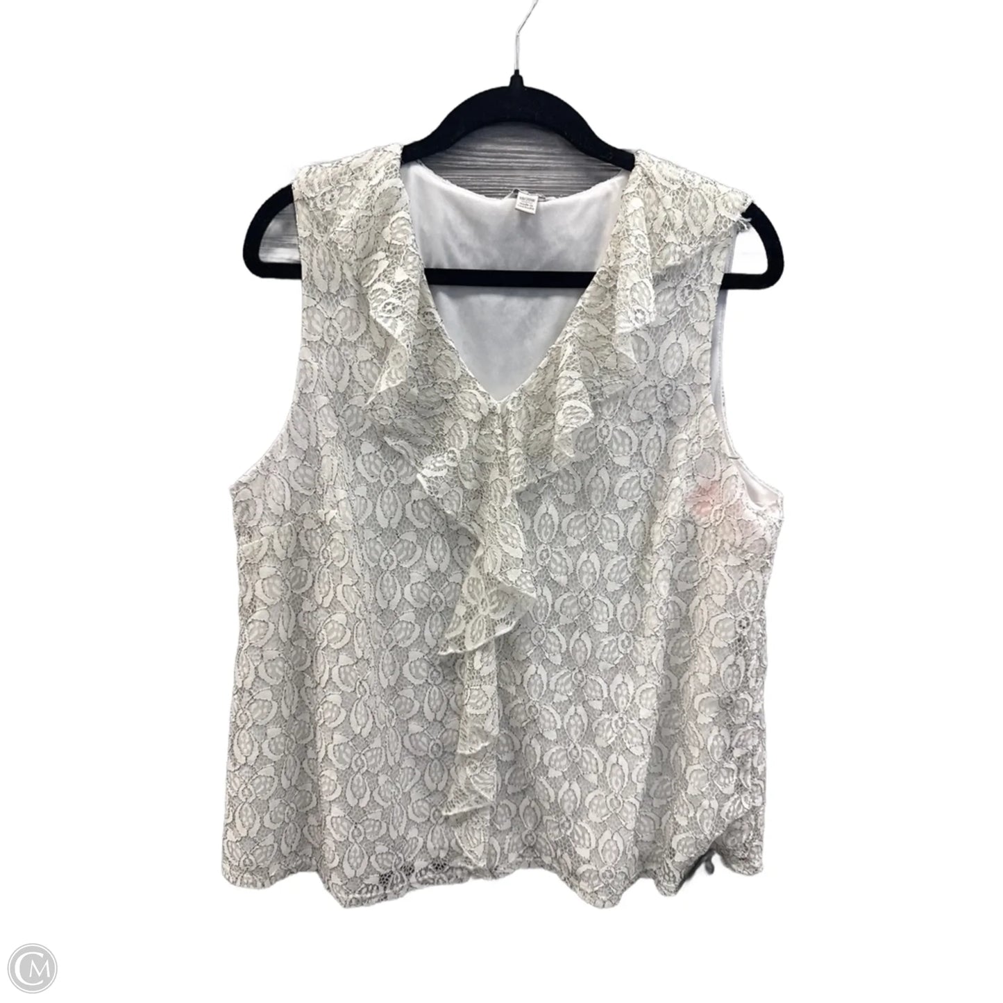 Top Sleeveless By Caution To The Wind In White, Size: 1x
