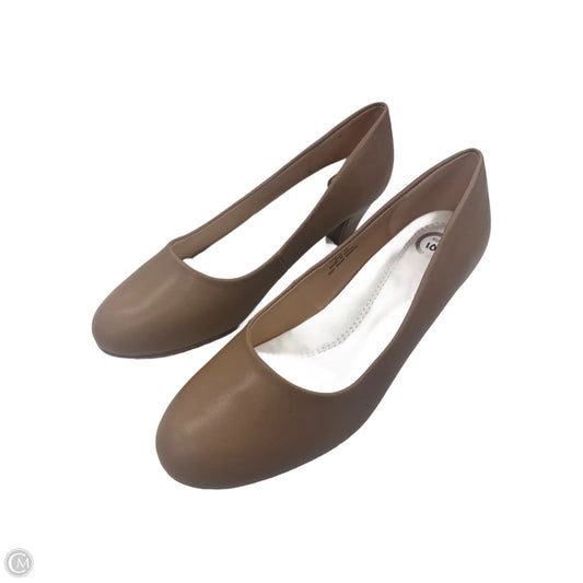 Shoes Heels Block By Clothes Mentor In Tan, Size: 10