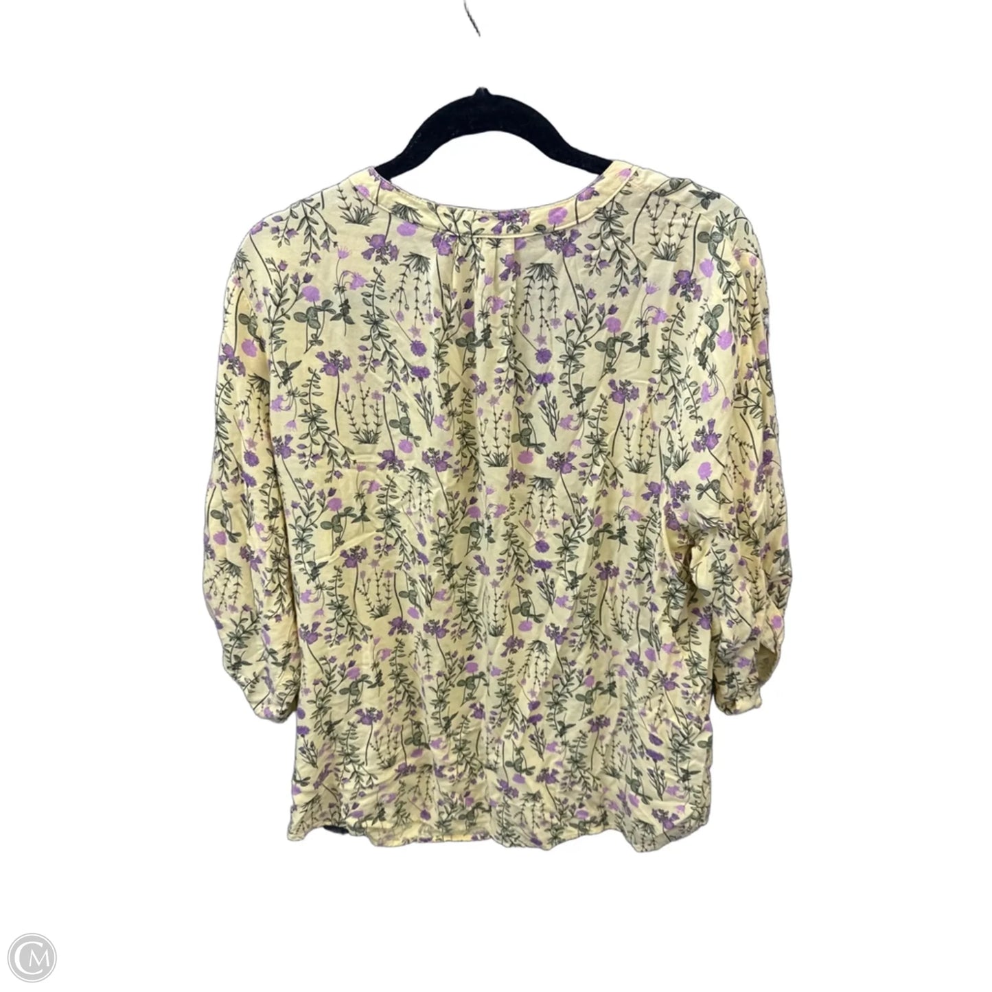 Top Short Sleeve By Basic Editions In Yellow, Size: 1x