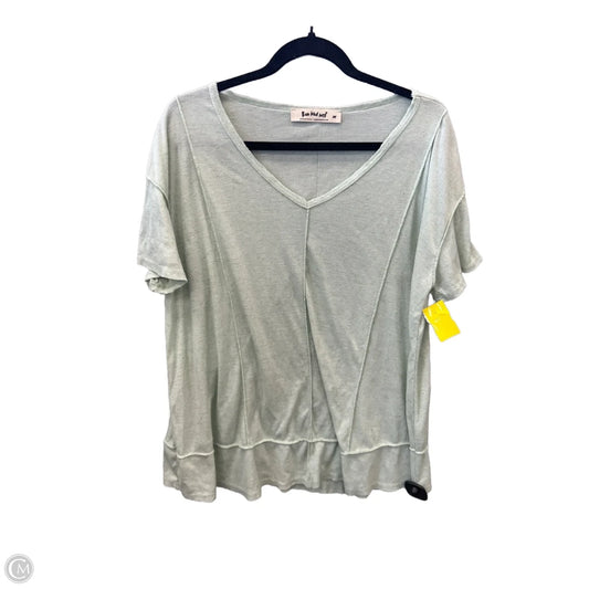 Top Short Sleeve By Three Bird Nest In Green, Size: M