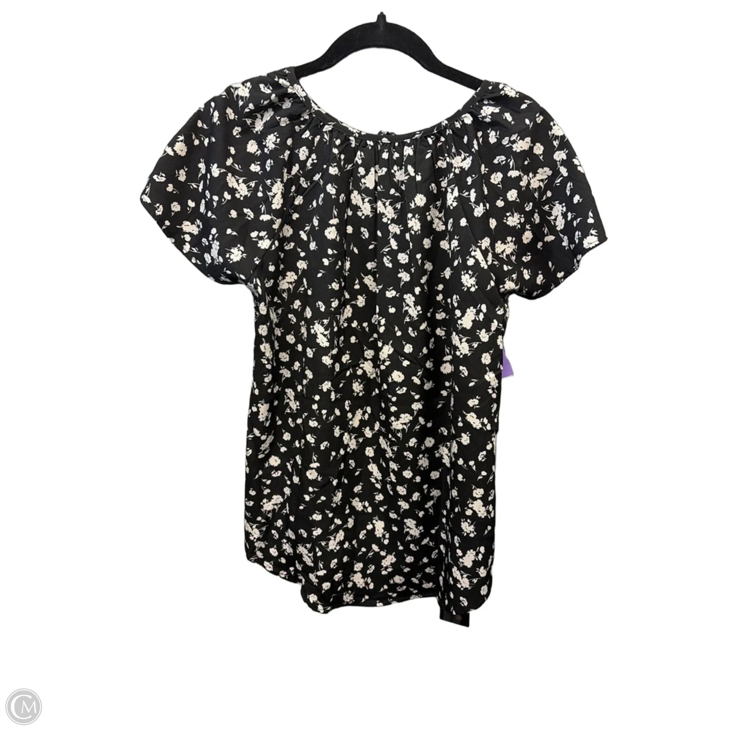 Top Short Sleeve By Clothes Mentor In Black, Size: M
