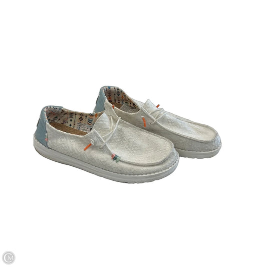 Shoes Flats By Hey Dude In White, Size: 10