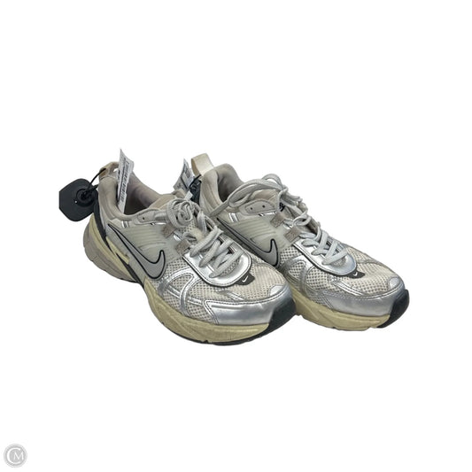 Shoes Athletic By Nike In Grey, Size: 8