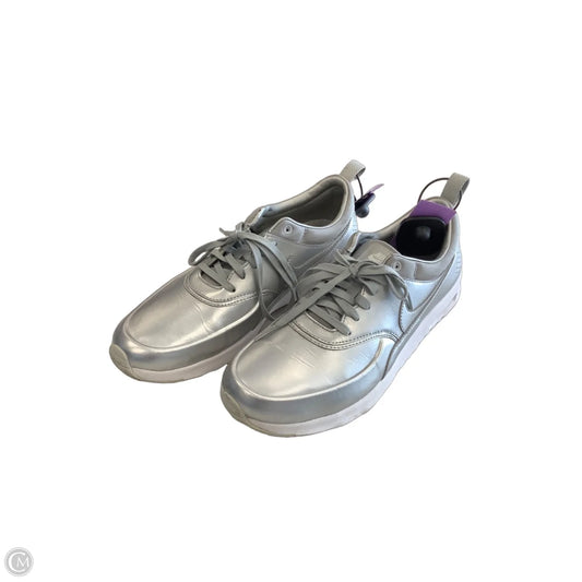 Shoes Sneakers By Nike In White, Size: 9