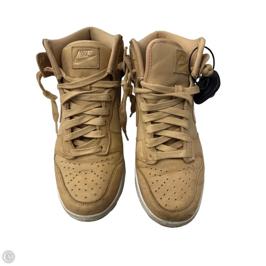 Shoes Sneakers By Nike In Tan, Size: 8