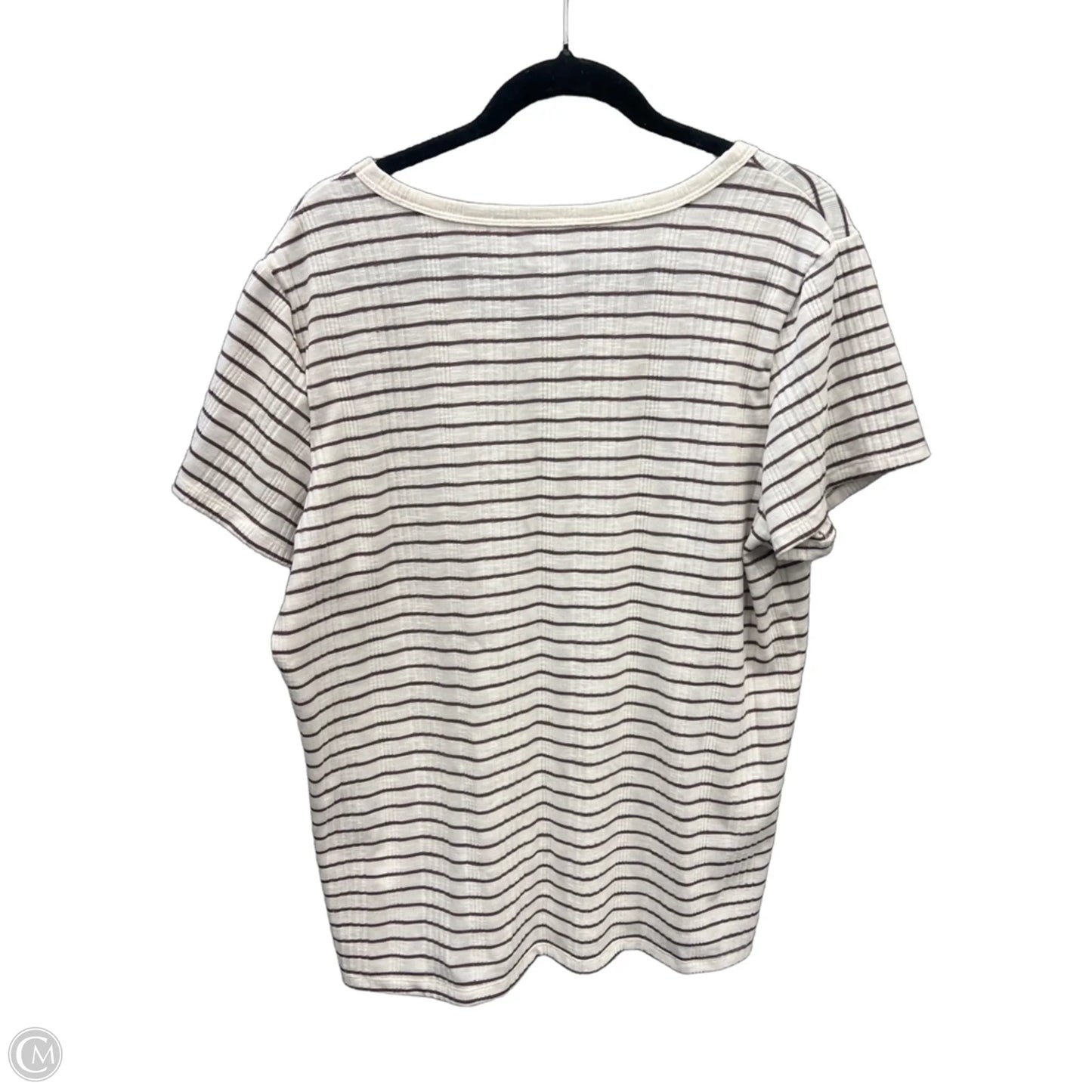 Top Short Sleeve By Maurices In Striped Pattern, Size: Xl