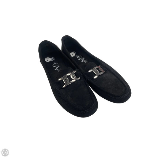 Shoes Flats By Gloria Vanderbilt In Black, Size: 8