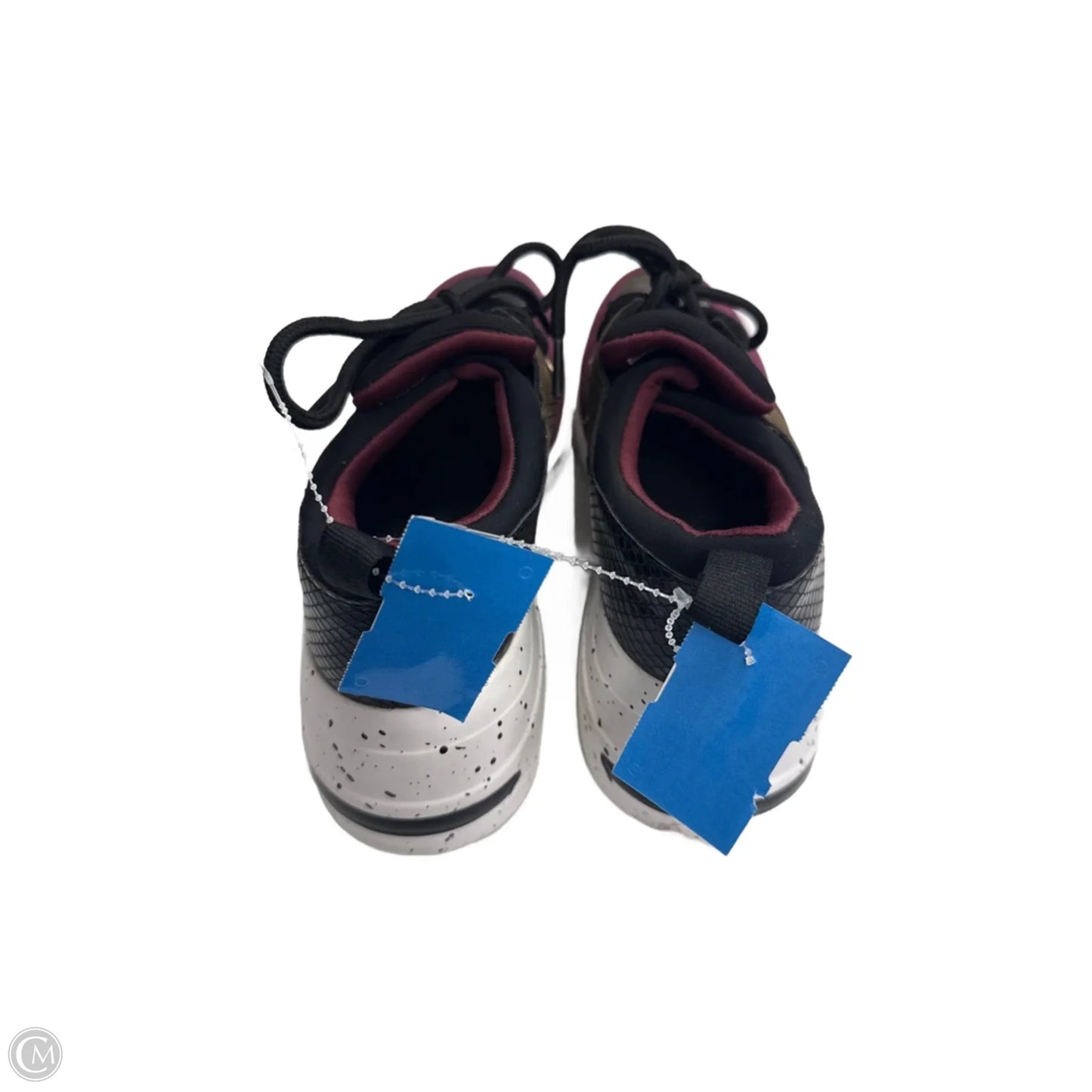 Shoes Athletic By Mad Love In Red, Size: 8