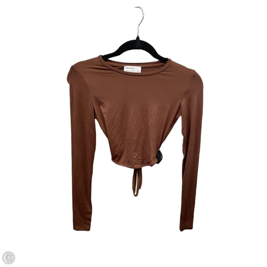 Top Long Sleeve By Bershka In Brown, Size: Xs