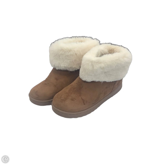 Boots Ankle Flats By Clothes Mentor In Brown, Size: 9.5