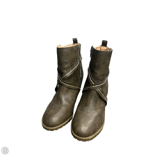 Boots Ankle Heels By Diba In Brown, Size: 9