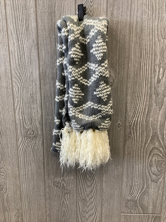 Scarf Long By Maurices